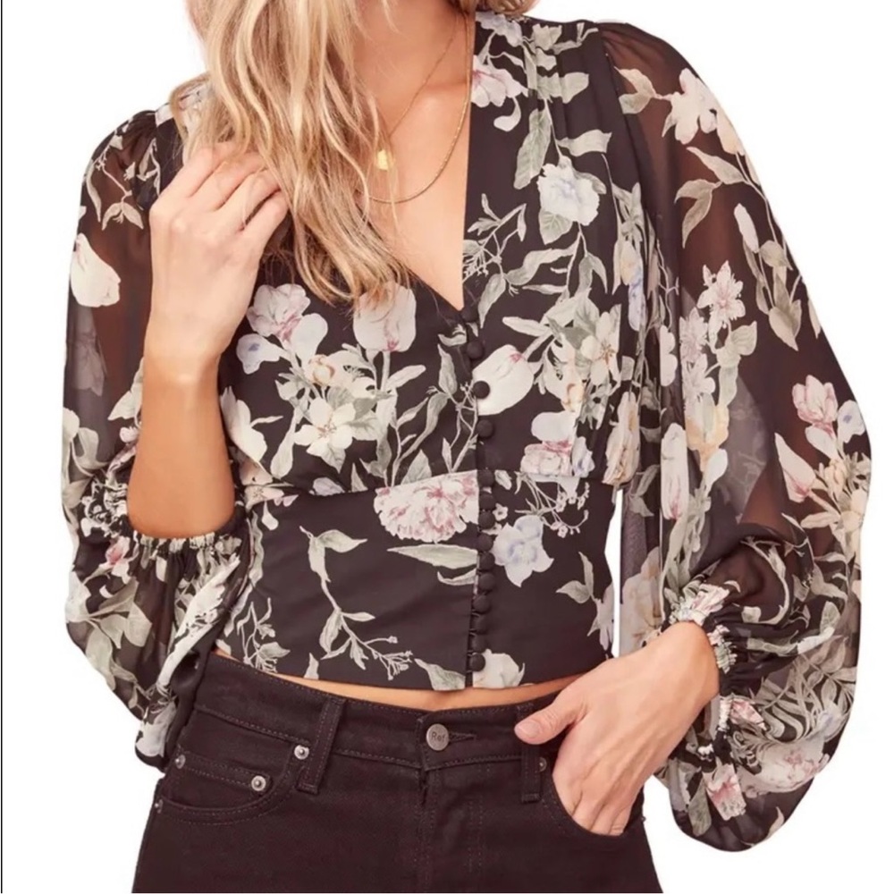 ASTR Cropped Floral Blouse, M